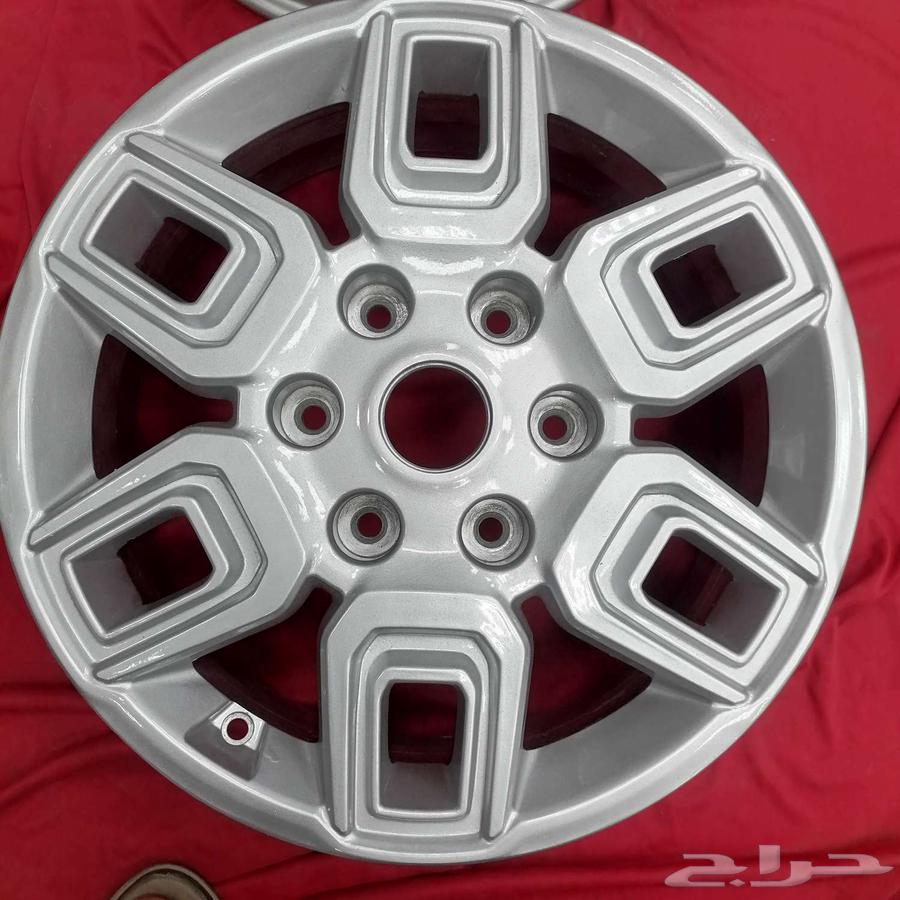 يتوفر لدينا جنوط ستاريا اصلي وكالة64421134104193114