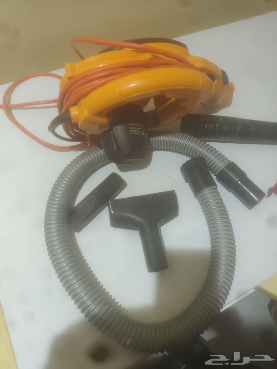 مكينة نفخ وشفط التراب بحاله جيده من نوع HAOWEI64262517621633110