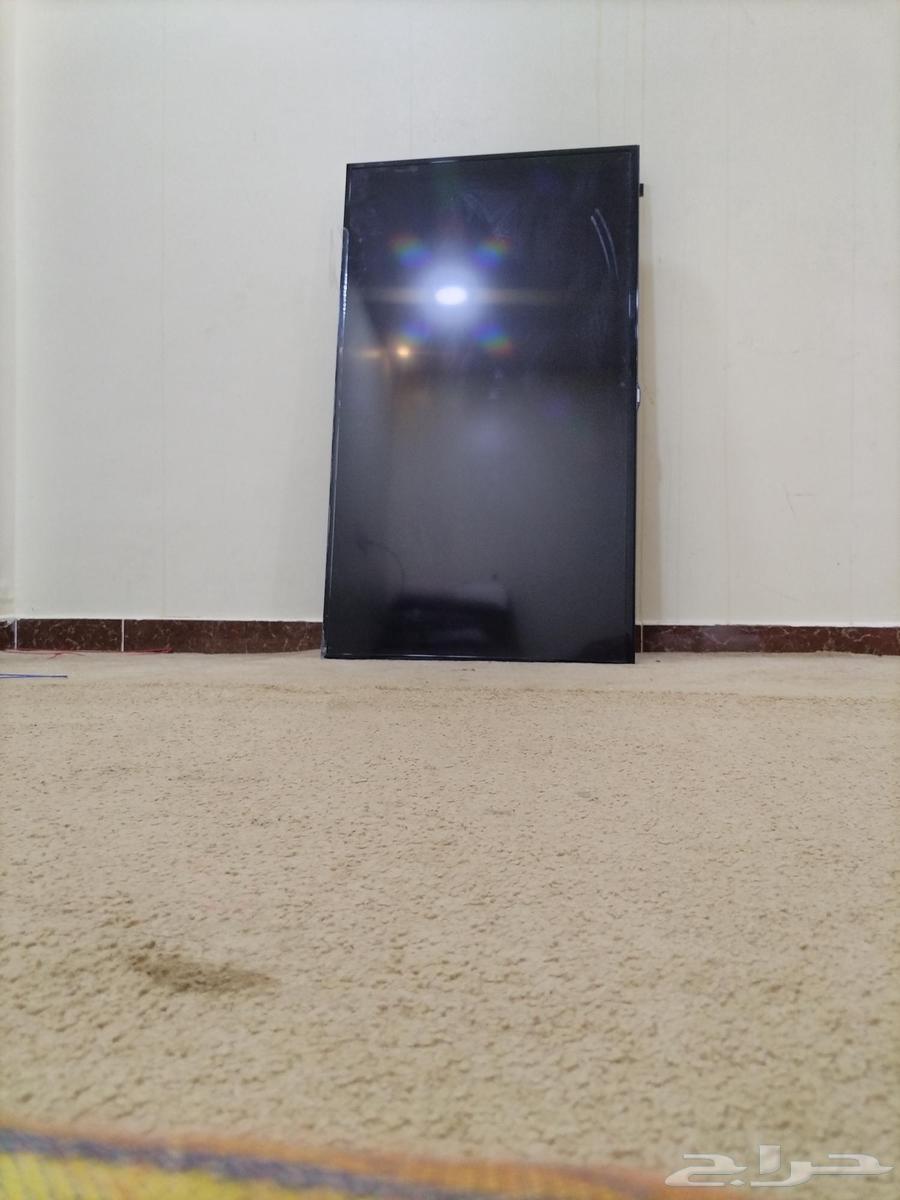 شاشه وسماعه للبيع64260224287874113