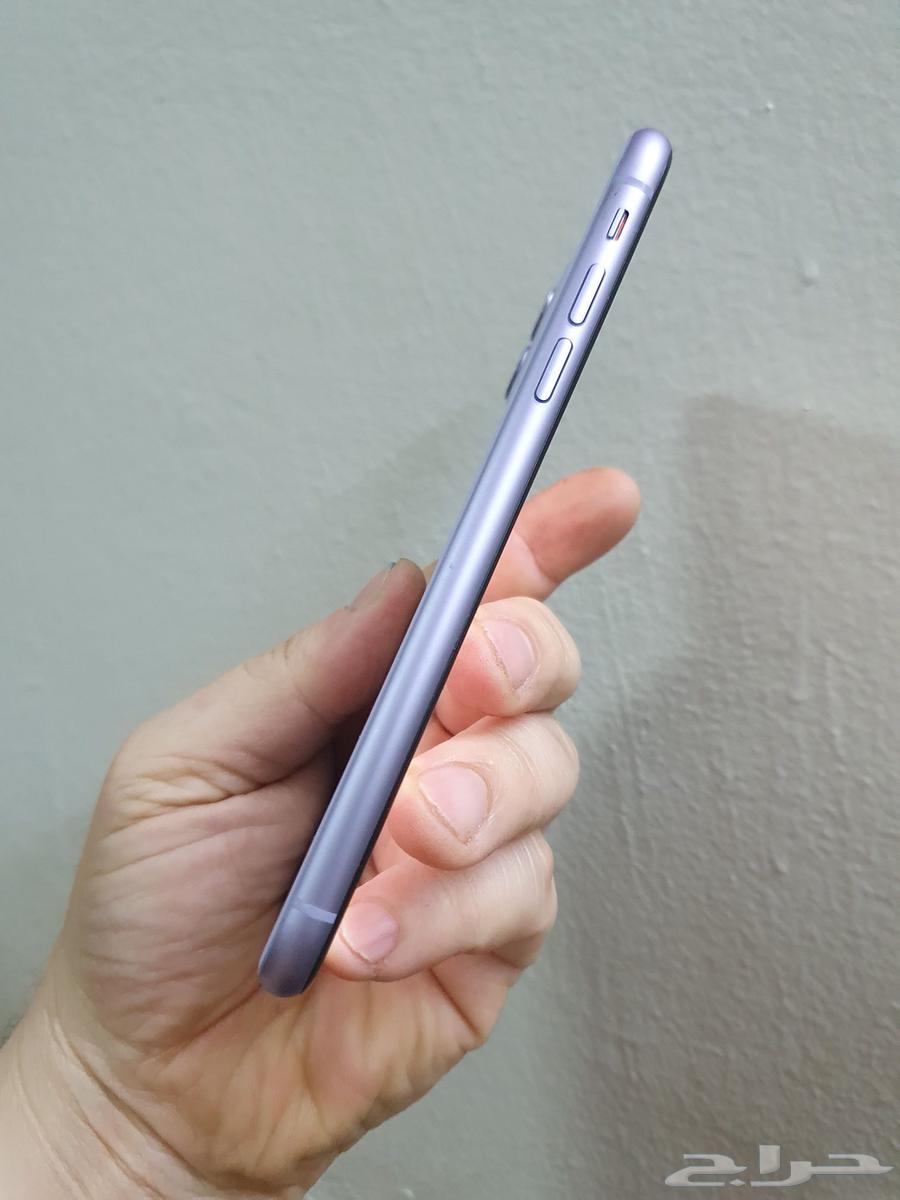 iPhone 11 128GB capacity, 100% battery, no issues or scratches64259252635521111