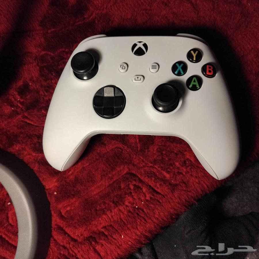 يد اكسبوكس64260786883330114