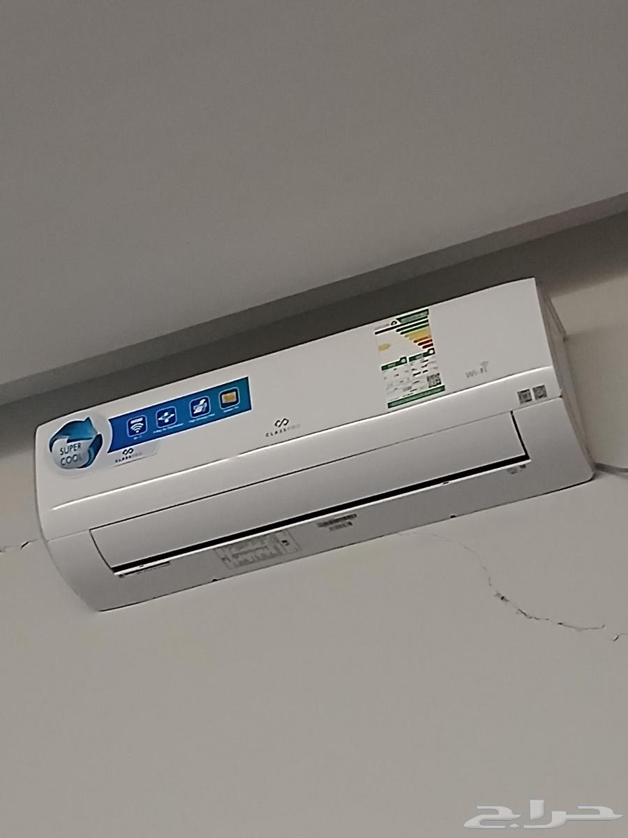 Cold and hot split air conditioner64257413278466110