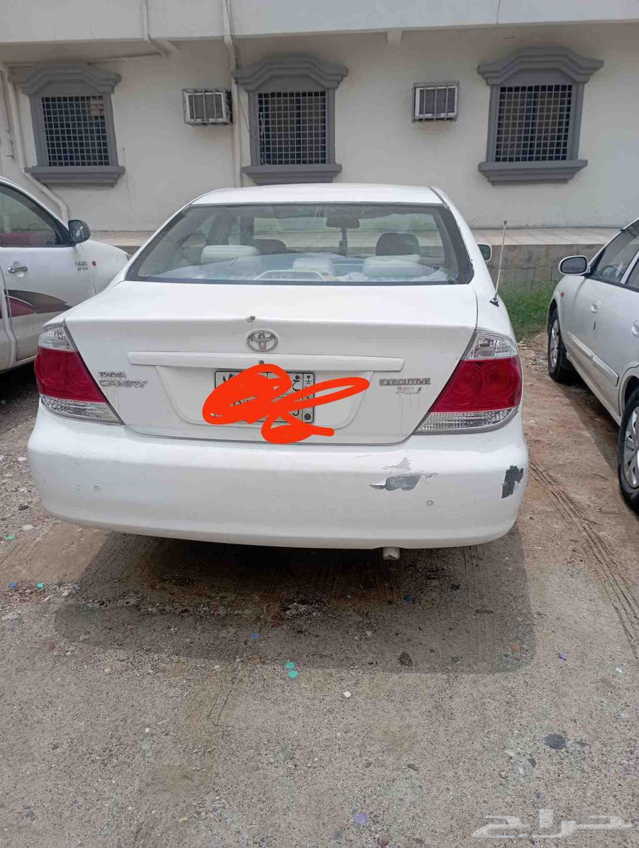 تويوتا كامري 2006مكينه قير علي الشرط مكيف شغال مفحوص ومجدد م64426402510211111