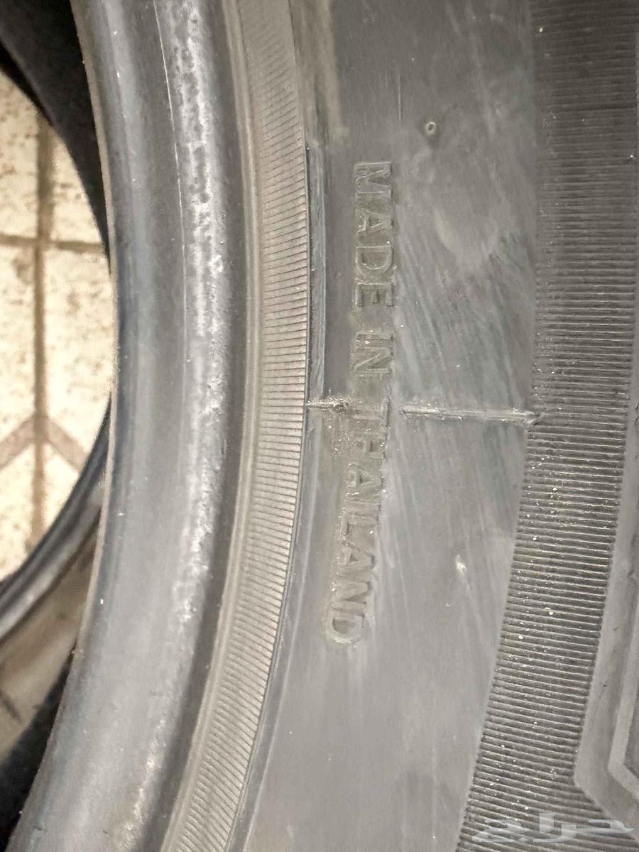 كفرات قياس 245 60 18 نص عمر بحاله جيده ولا رقعه صناعه تايلند64422680722306114