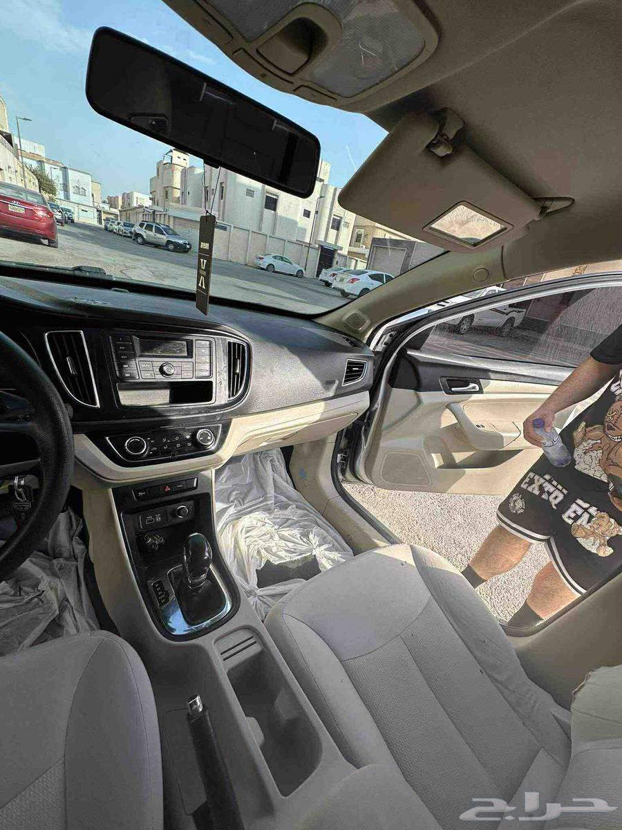 سياره MG موديل 2019 ممشي 230 السياره فيها بعض الرشوش64420054358658114