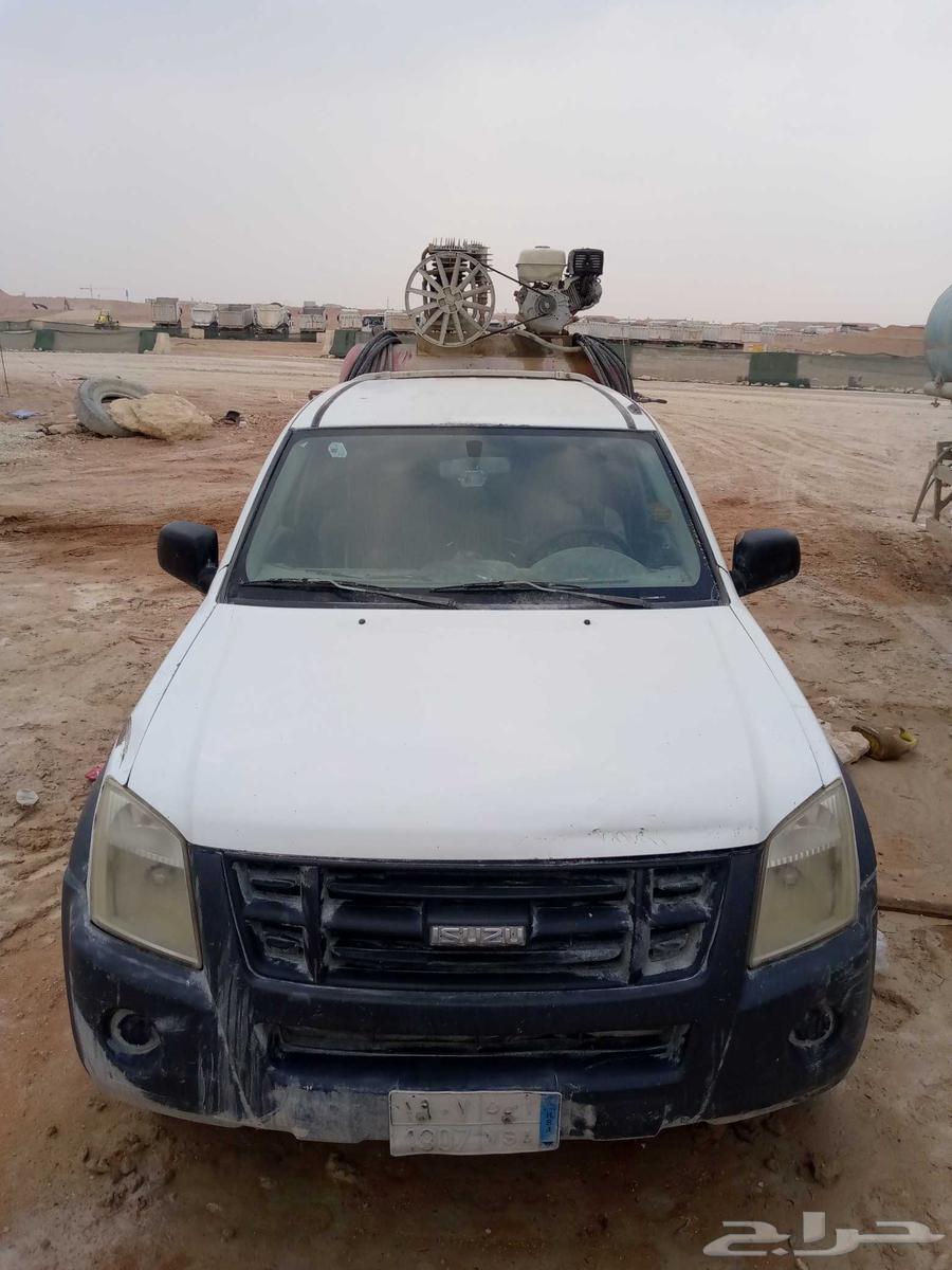 سيارة معا البنشر سفري بجميع عدته ايسوزو 2009 وقود بنزين64427516253570113