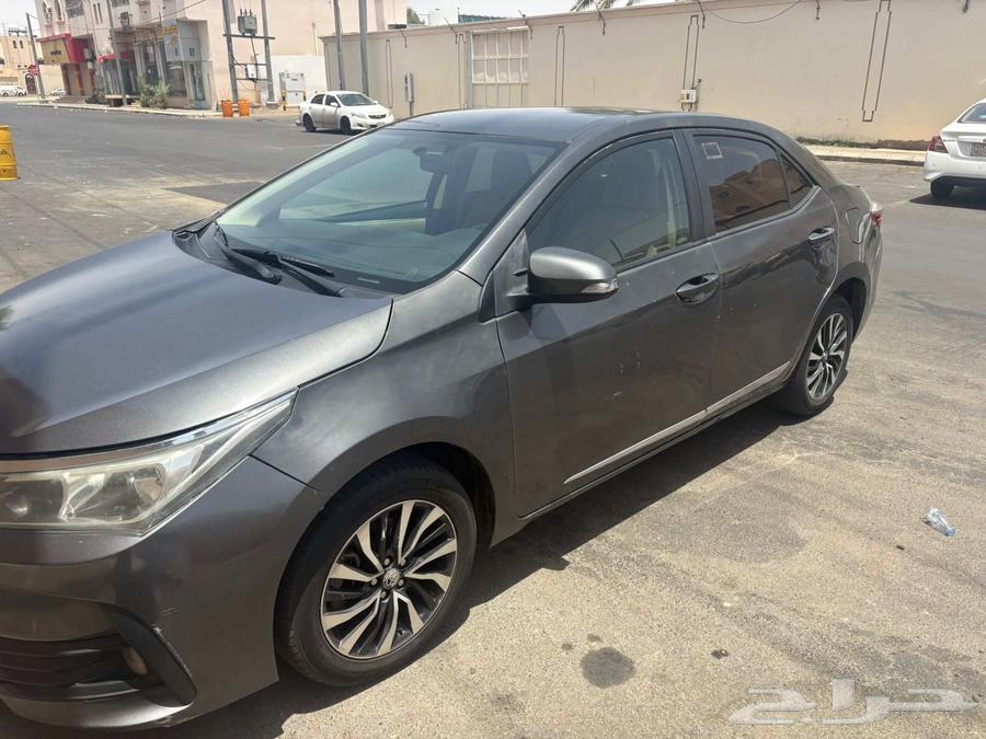 تويوتا كورولا XLE 201864419675289090110