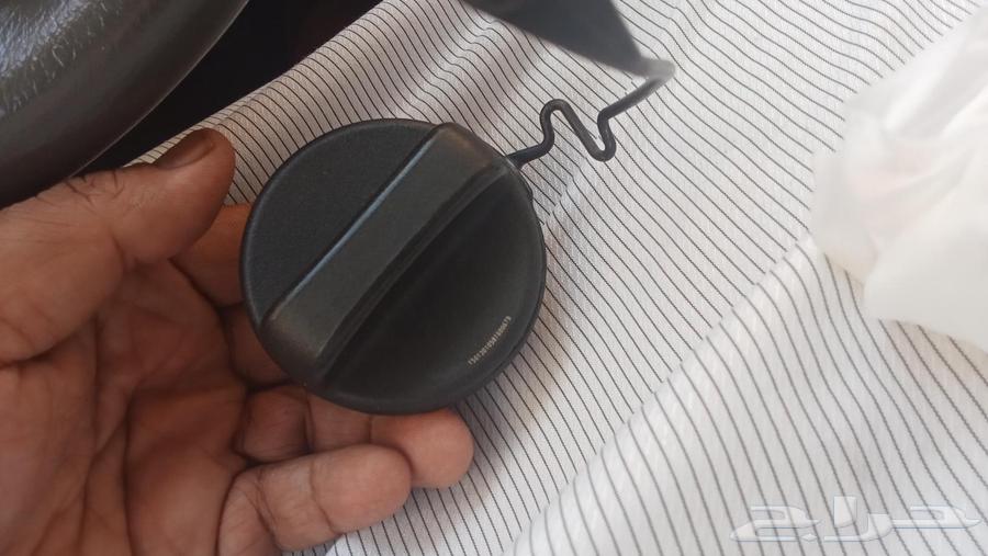 غطاء تانكي بنزين هايلوكس 1564423102544386110