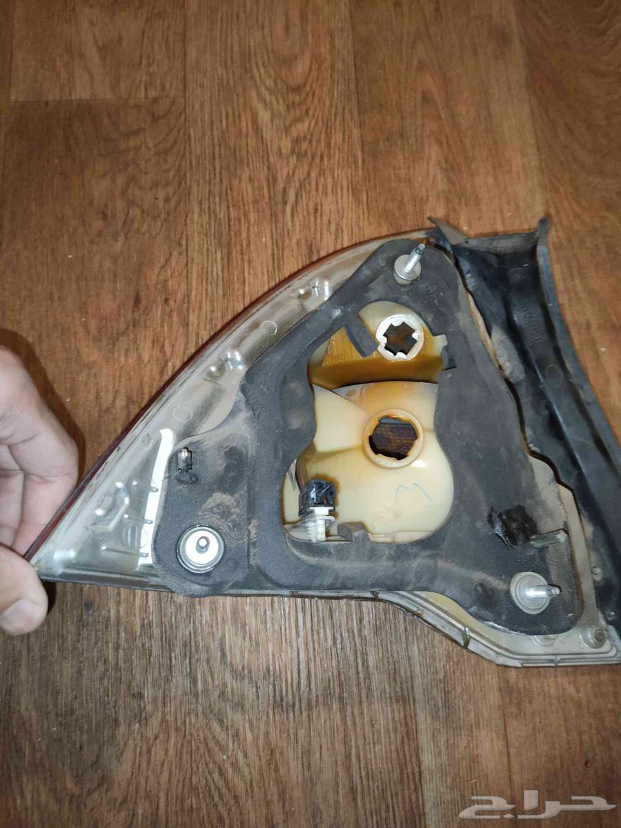 Fusion 2010 - 2012 broken fender64425946178945113