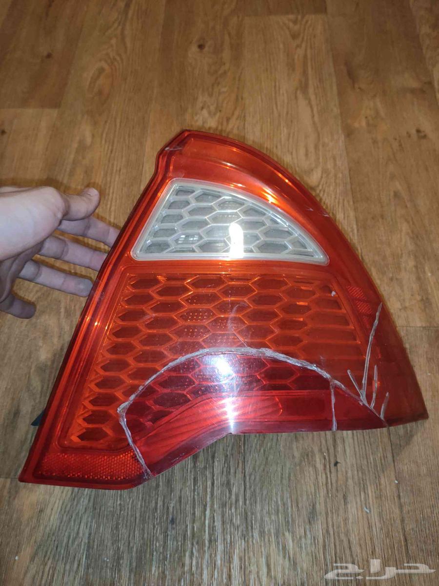 Fusion 2010 - 2012 broken fender64425946178945110