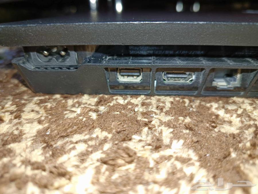 Sony 4 800 SAR with controller, clean condition, used gently64263719456770114