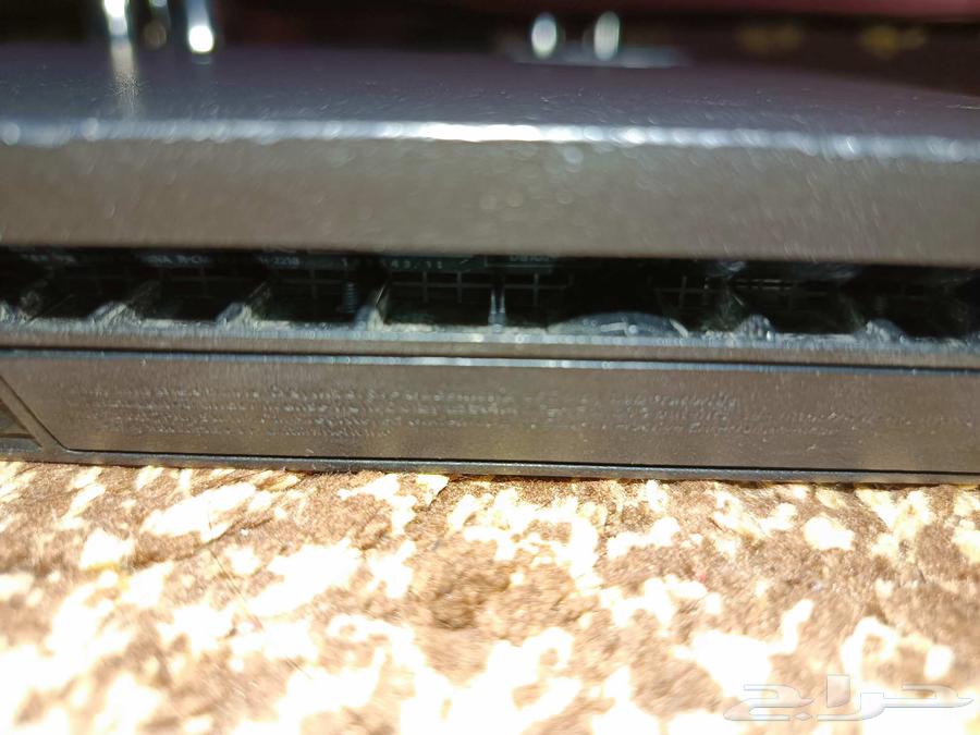 Sony 4 800 SAR with controller, clean condition, used gently64263719456770113