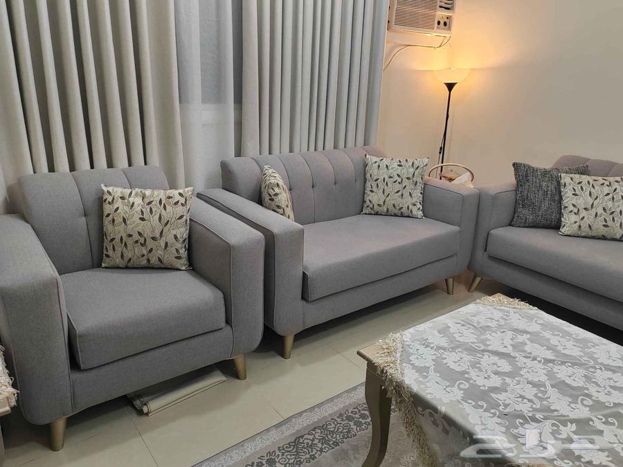 كنب امريكي مودرن مستخدم نظيف للبيع64260600950530112