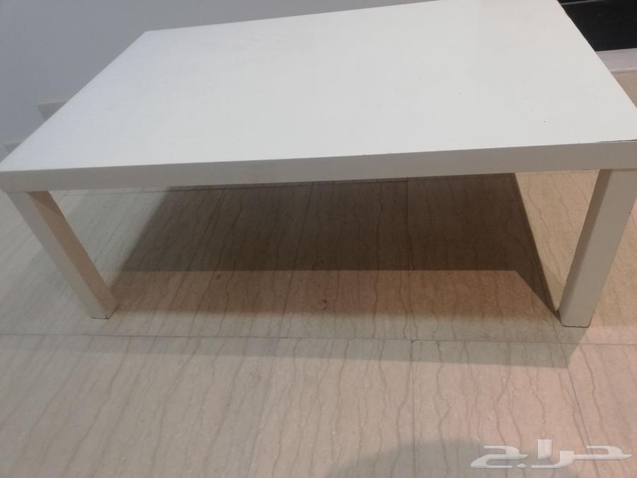 IKEA table in excellent condition64268403933186111