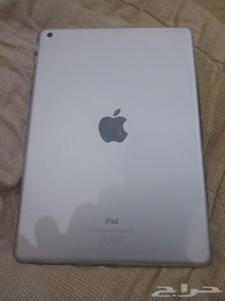 ايباد الجيل السادس نظيف جدا للبدل بجوال مناسب64262195411203111