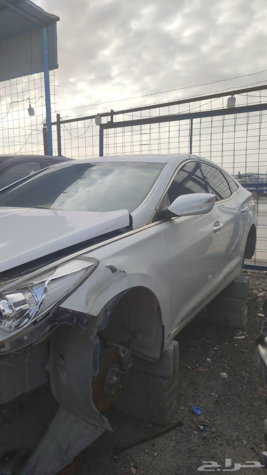 2015 Isuzu Spare Parts Dismantling64421283086722112