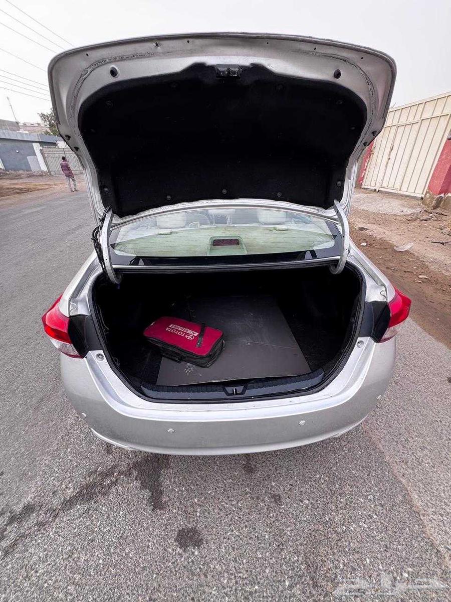 تويوتا ياريس64424990445697114