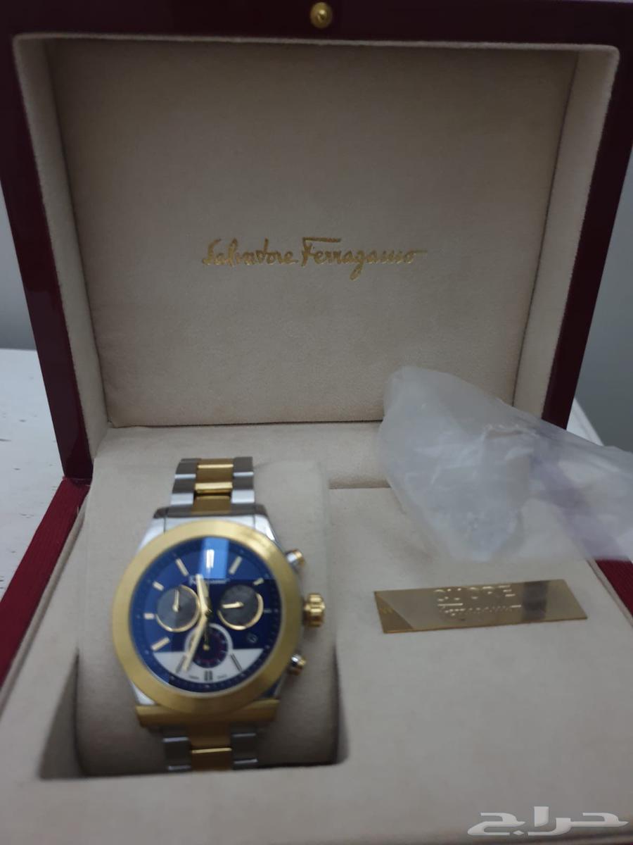 للبيع ساعة سلفارتوري استخدام قليل جدا64224257613826111