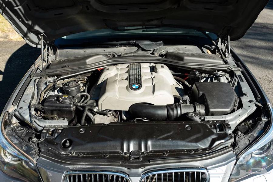 مطلوب مكينه وغير بضفيرتها كامله 545i مديل 2004 او 200564434415186433110