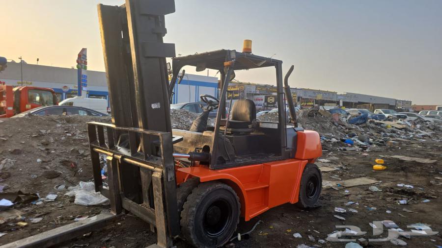 تاجير روافع شوكيه وكرينات وبوم تراك شهري ويومي ومشاوير64433363999746113