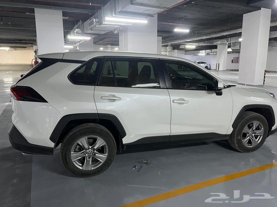 تويوتا راف فور 202264430684214018113