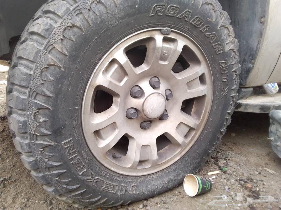 عدد 4 جنوط سيارة فورد جراند ماركيز مقاس 18 للبيع وجنوط جمس64433912880259111