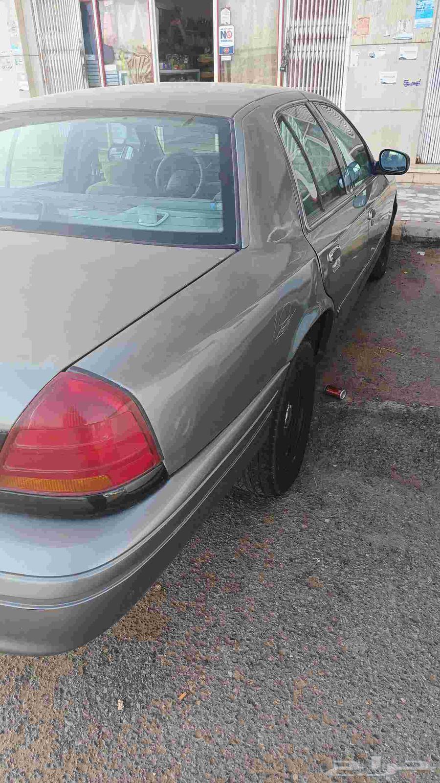 فورد كراون ويكتورايا 200264440002148483111