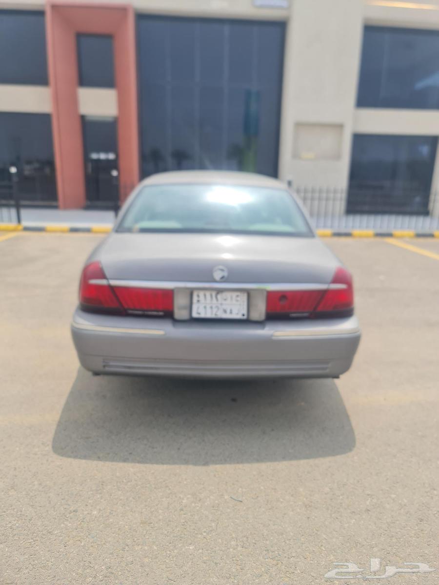 فورد جراند ماركيز موديل 199964432264379778112