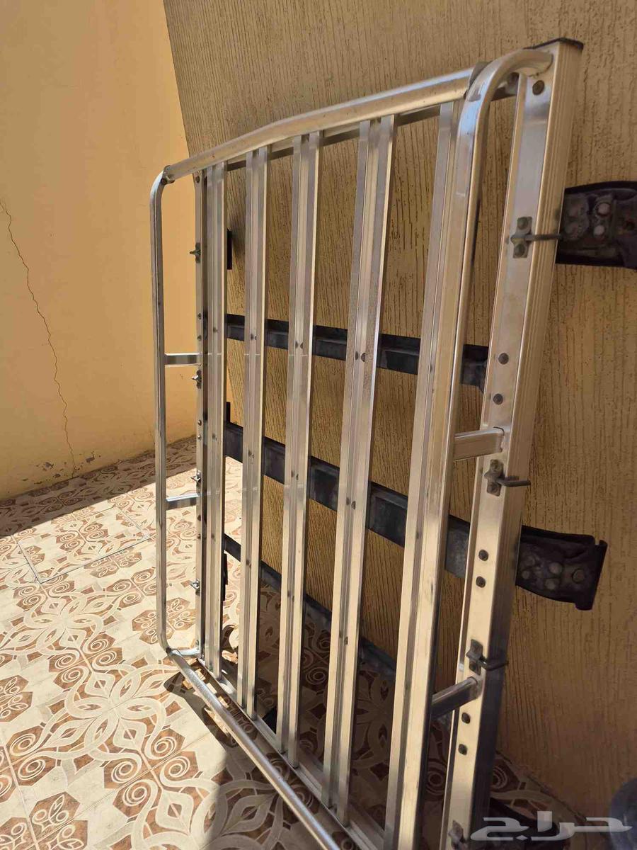 شبكة صالون نظيفة ألمنيوم يحالة جيدة حادها بسعرها 800 ريال64439185777411110