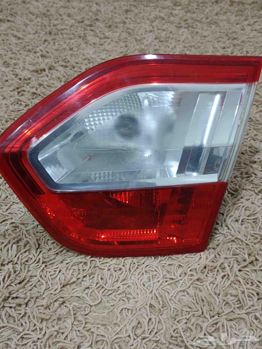 اسطب خلفي رينو فلوانس64429438072962110