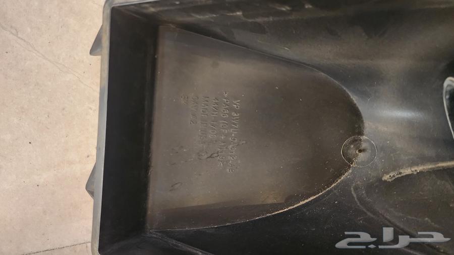 انتيك فورد فكتوريا ماركيز مع حساس الهواء من 2003 إلى 201164434456706434113