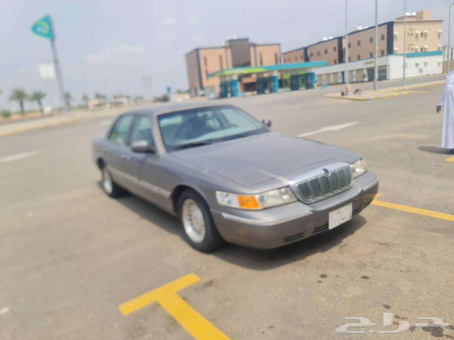 فورد جراند ماركيز موديل 199964432264379778114