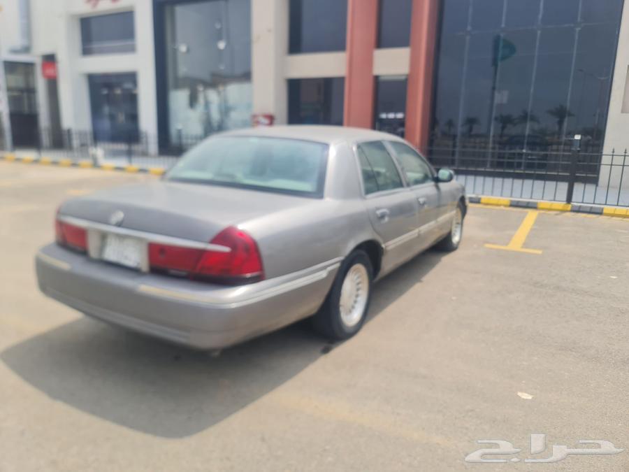 فورد جراند ماركيز موديل 199964432264379778113