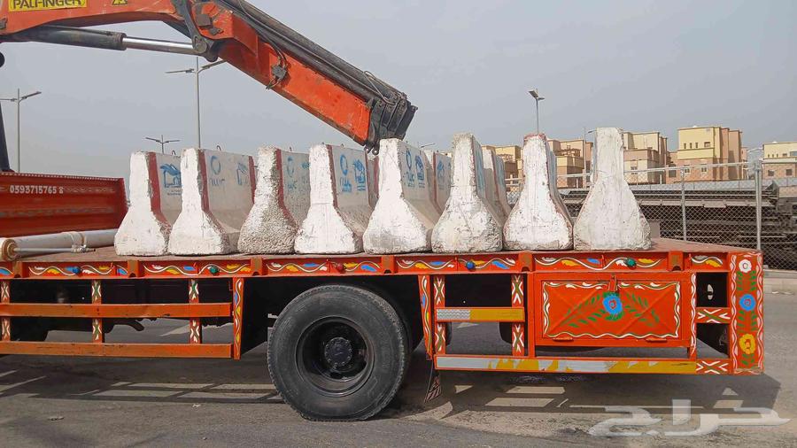 Crane and lift rental in Jeddah, internal work, contact via mobile number WhatsApp64430070671234110