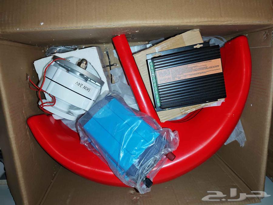 Small wind turbines used to generate electricity at high voltage64429491173121113