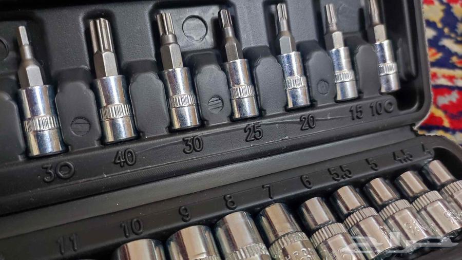 45-Piece Tool Set and Electronics Screwdriver Set64296302803329113