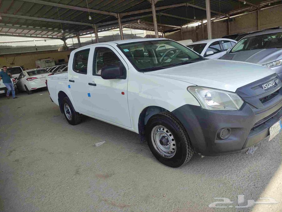 Isuzu64432237631874112