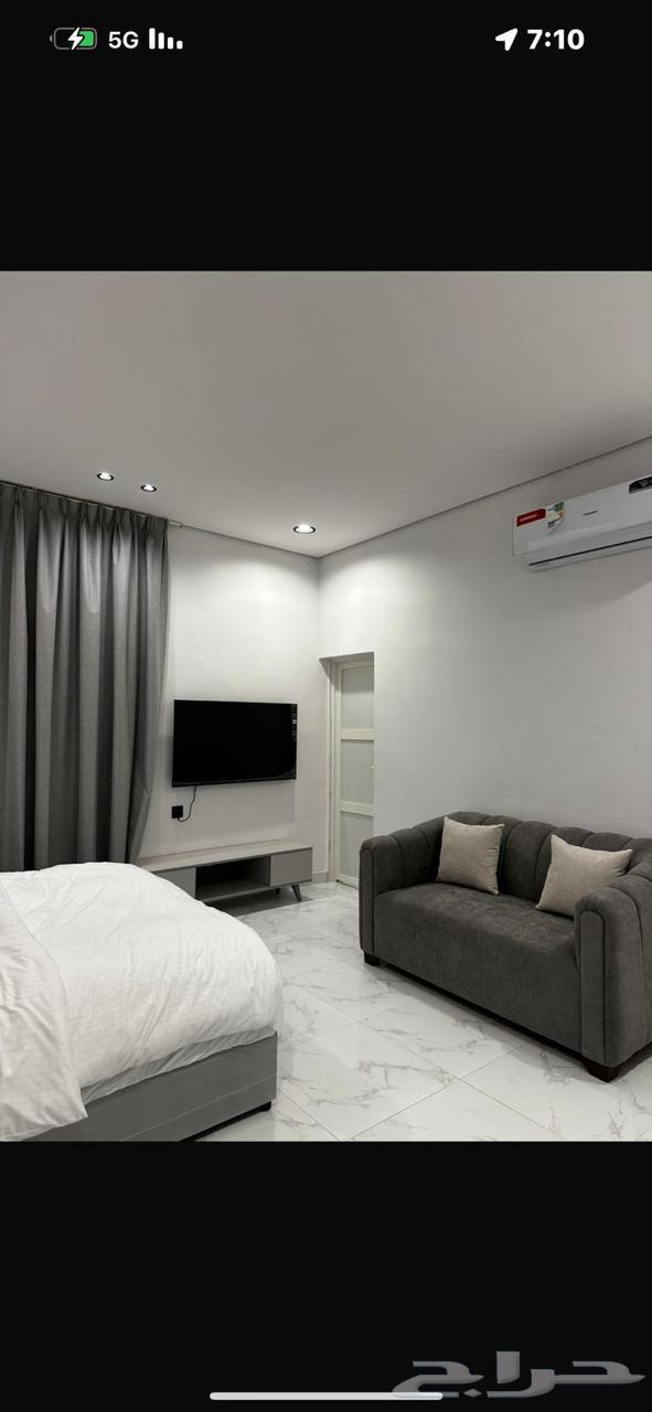 شقق مؤثثه للايجار . غرفه سرير مزدوج ودورة مياه وركن مطبخ - د64438190160514110