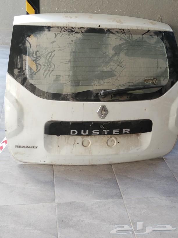 Renault Duster 2016 model trunk door intact with glass and camera64429735351297110