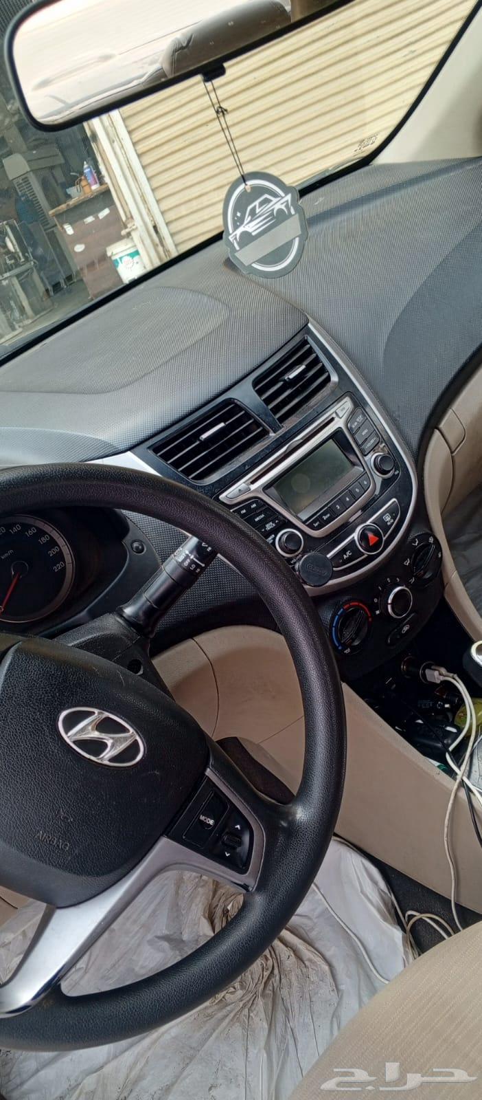 Hyundai accent 2017 model automatic car64432156118914112