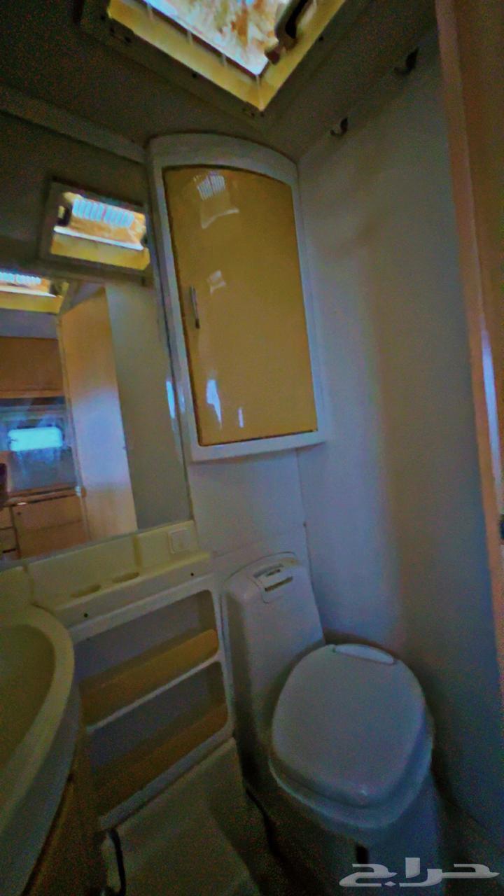 للبدل أو للبيع كرفان ألماني كبير64439306951297113