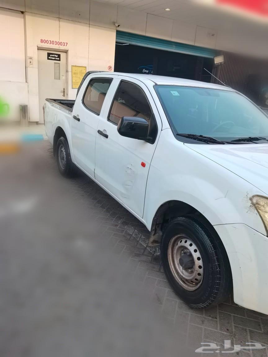 For sale Isuzu D-Max 2015, very clean64429008840450114