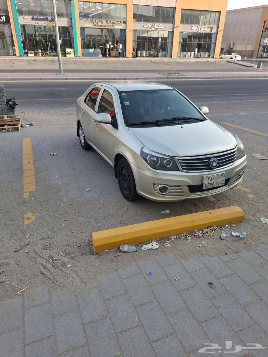 Geely 2015 with regular transmission, very clean64431494394625112