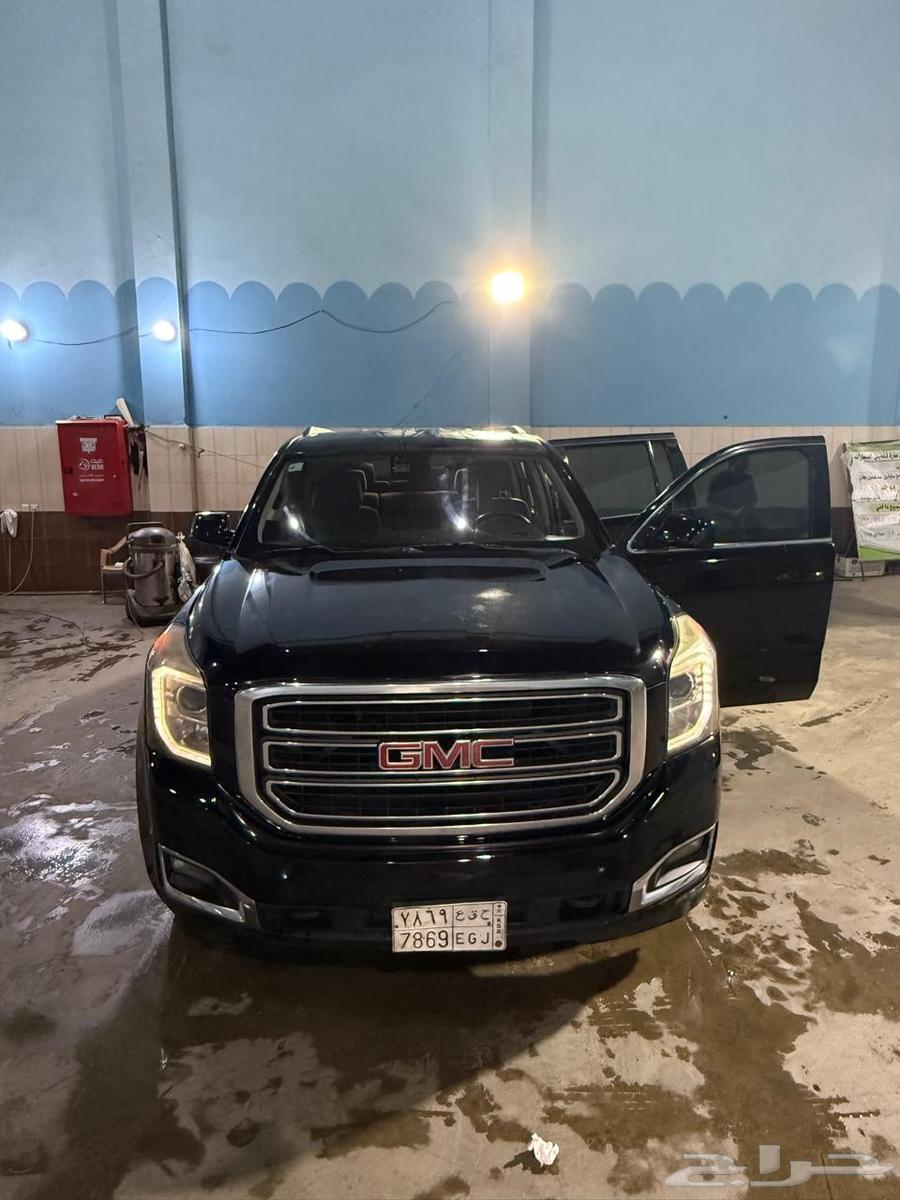 Yukon long. Model 2015 with 290 thousand kilometers, negotiable.64431318641025113