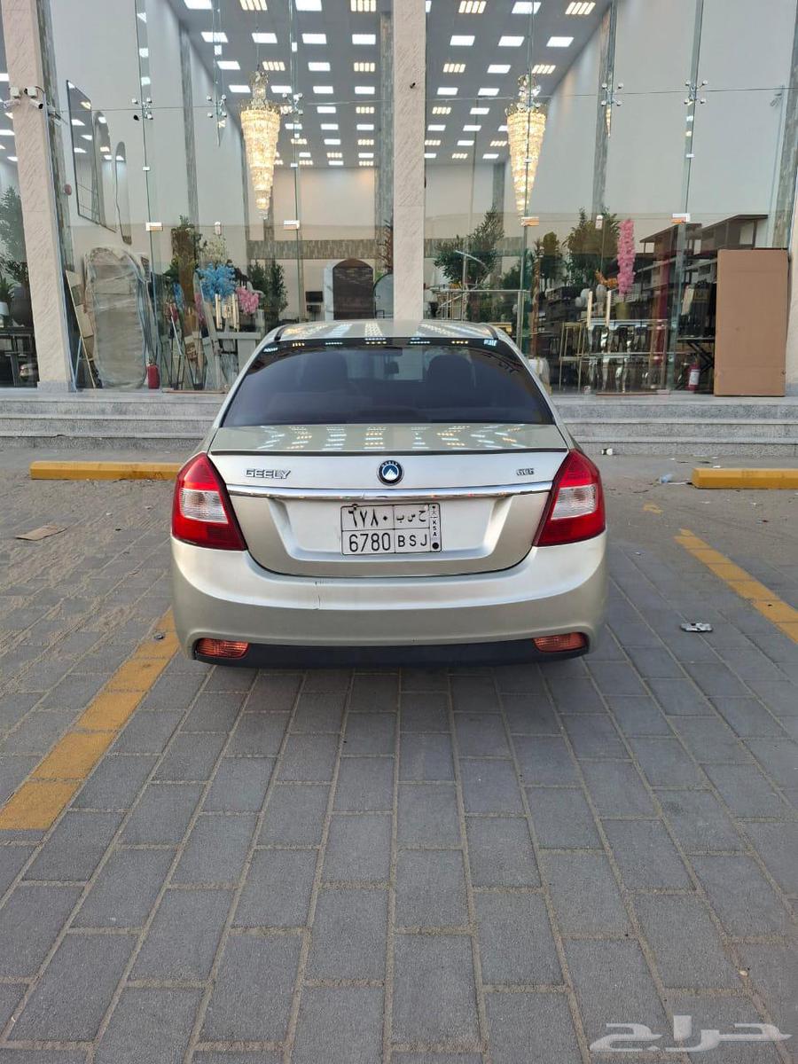 Geely 2015 with regular transmission, very clean64431494394625111