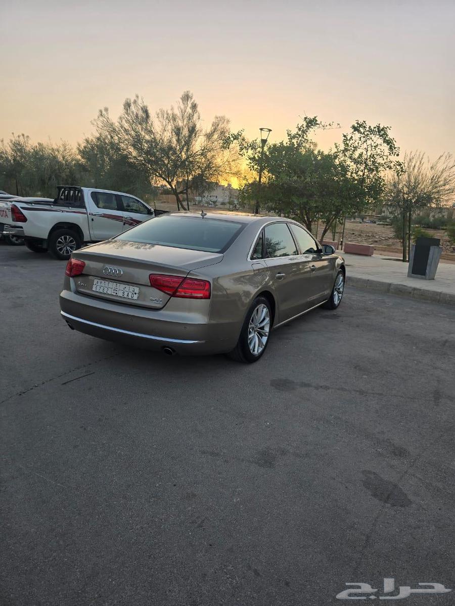 Audi A8L64437153221634113