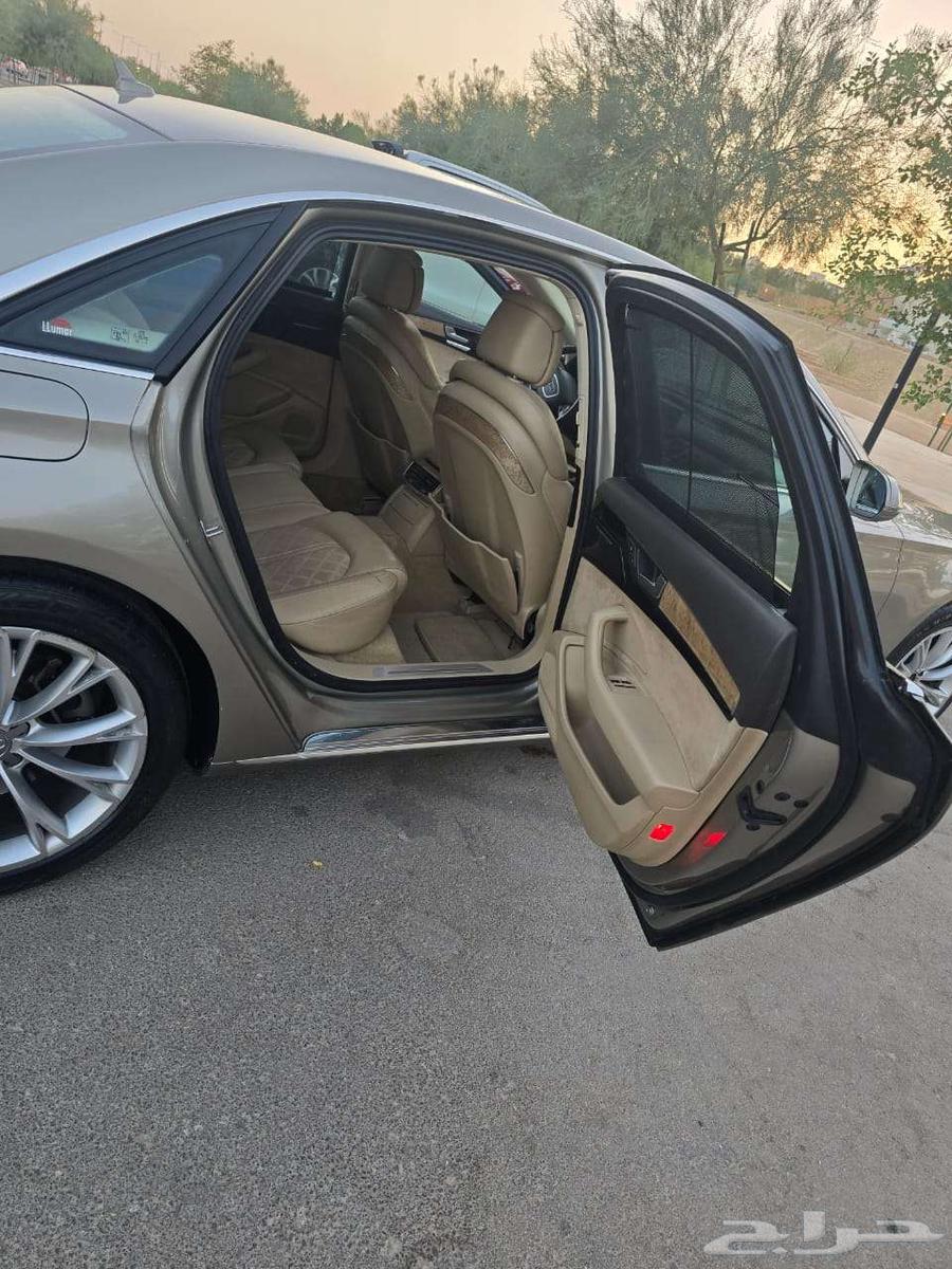 Audi A8L64437153221634114