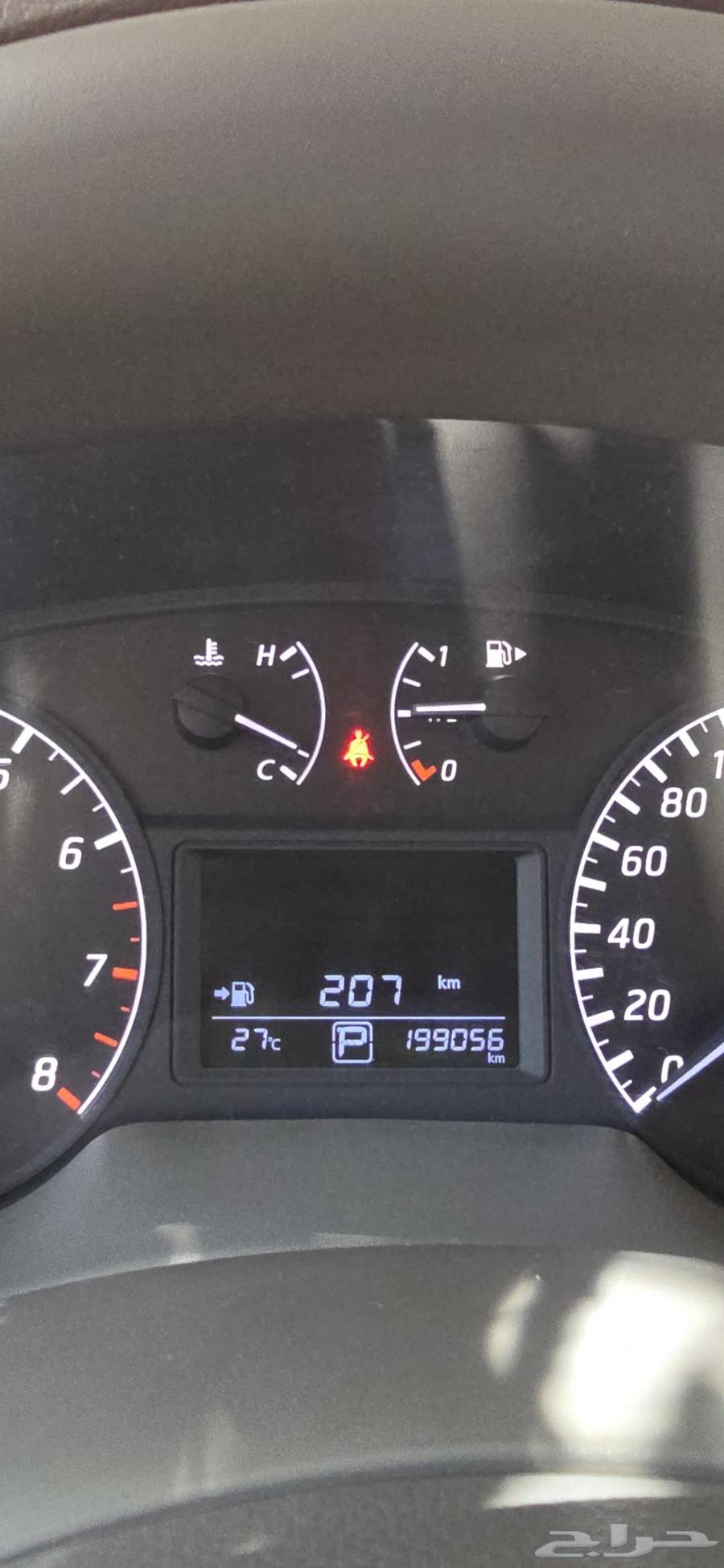 بيع سيارة نيسان 201664443843159297114