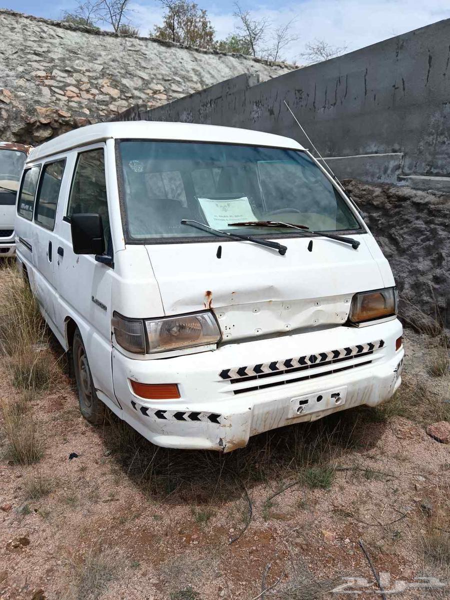 سيارات غير مسقطة للبيع المارسديس بدون ماكينة والبص راس64445662222466110