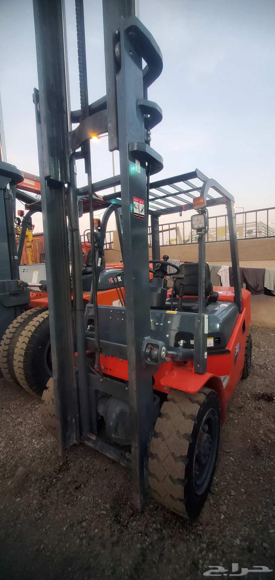 رافعه شوكيه 3 طن 4 حركات بطاقه جمركيه 202464443735824131112